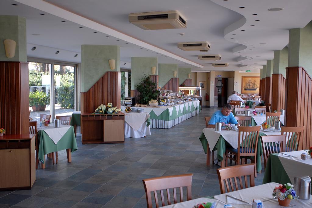 Hotel Grand L'approdo Terracina