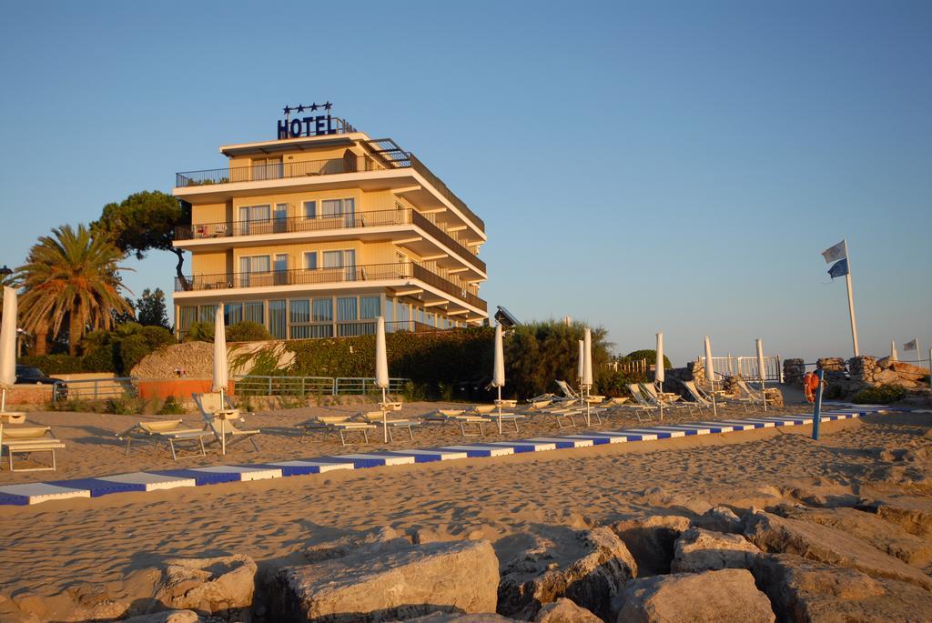Grand L'approdo Hotel Terracina