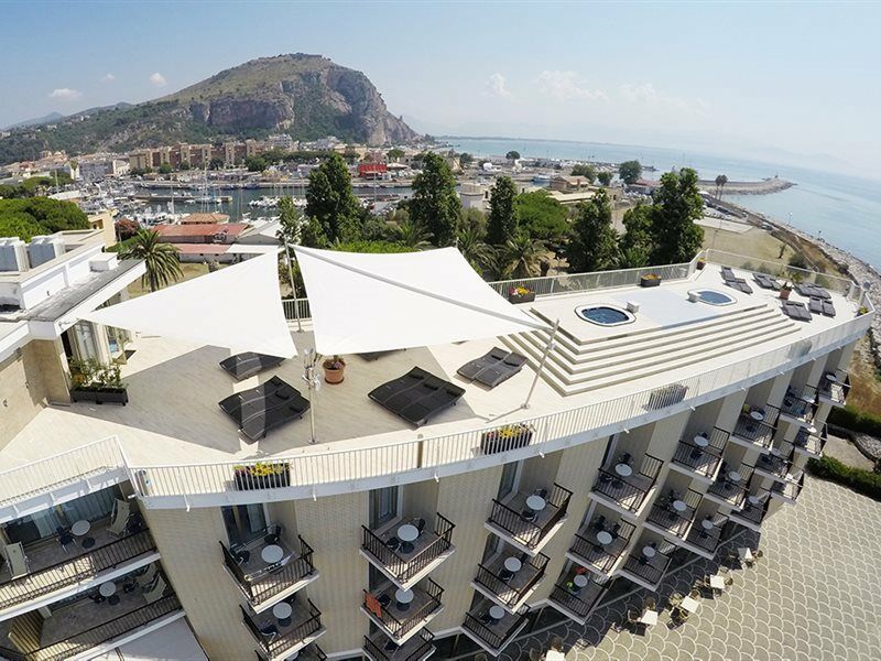 Hotel Grand L'approdo 4*